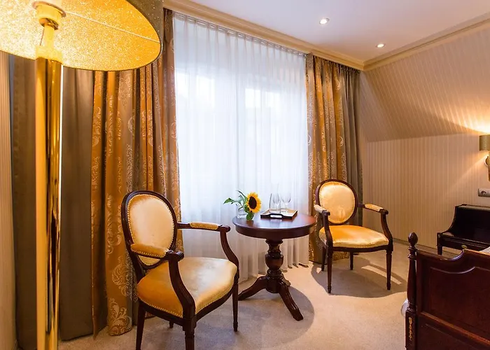 Hotel Romantik Markusturm 3*